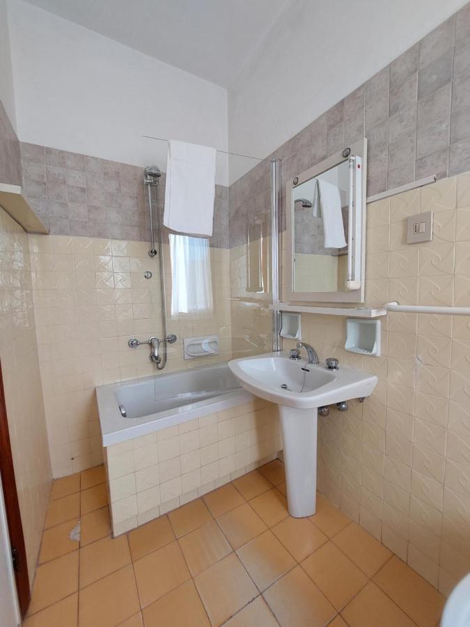 Hotel San Domingo Lido di Camaiore Exteriör bild