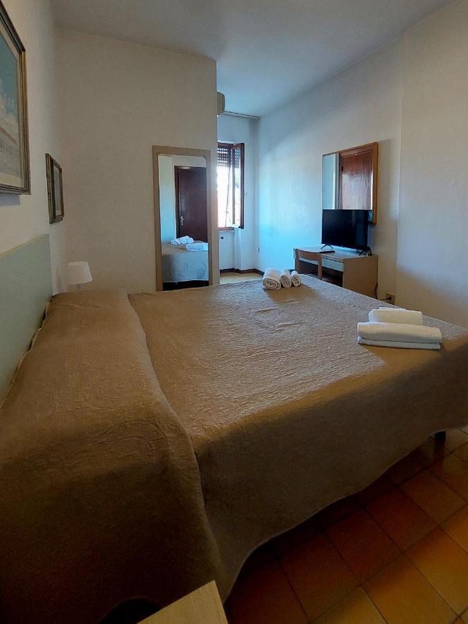 Hotel San Domingo Lido di Camaiore Exteriör bild