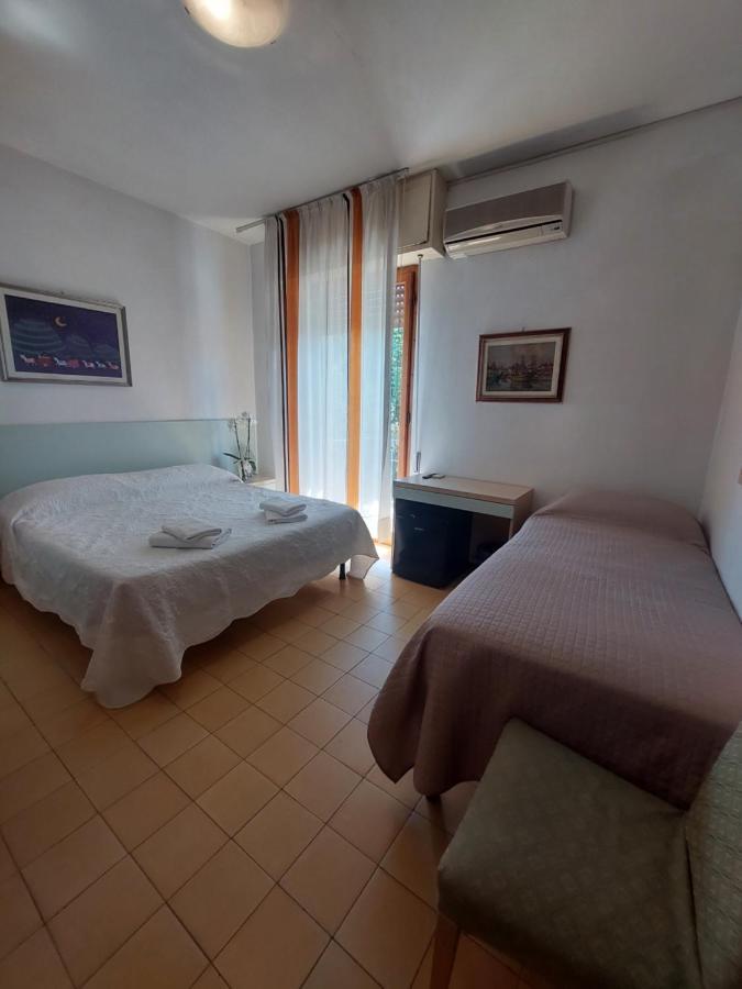 Hotel San Domingo Lido di Camaiore Exteriör bild