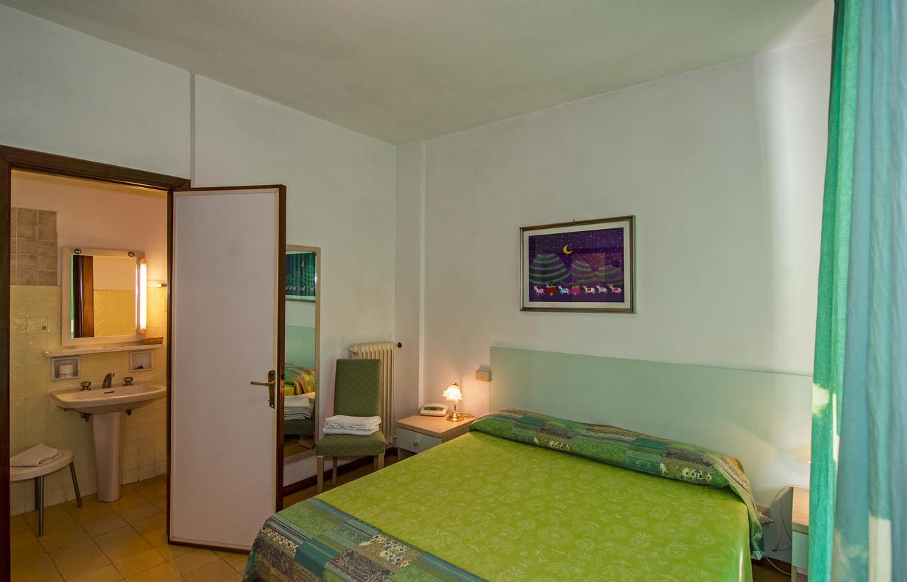 Hotel San Domingo Lido di Camaiore Exteriör bild